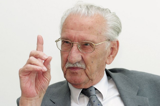 Dr. Ljubo Bavcon