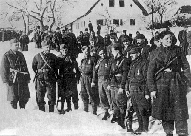 Borci avstrijskega bataljona v Suhi krajini januarja 1945.