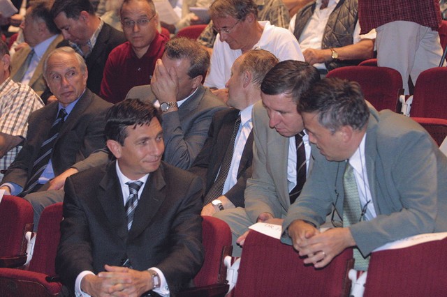 Borut Pahor s poslanci SDS