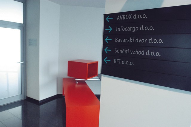 Ovnova Sončni vzhod in Infocargo