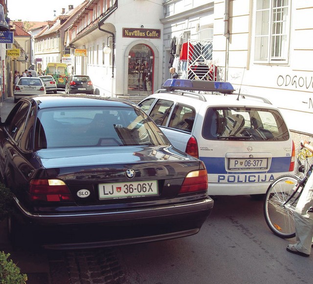 Peš cona?