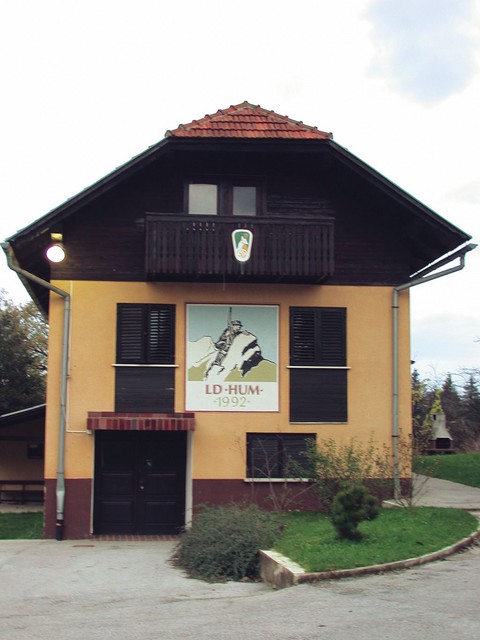Lovska družina Hum