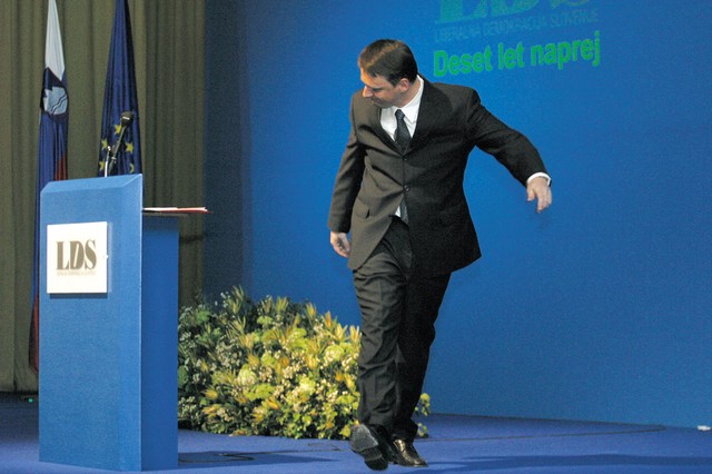 Tone Rop je zgubil na državnozborskih volitvah, premočno pa je zmagal na volitvah za predsednika stranke