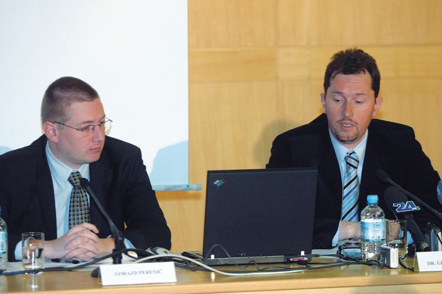 Varčevalca: minister Virant in državni sekretar Perenič
