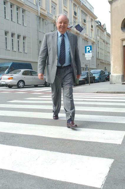 Minister Andrej Bajuk je zadovoljen z nizkim primanjkljajem