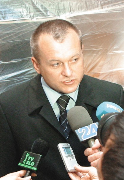 Franc Kangler, poslanec SLS in član komisija za nadzor obveščevalnih in varnostnih služb, ki je na aprilski seji policijo opomnil, da naj poišče globoka grla