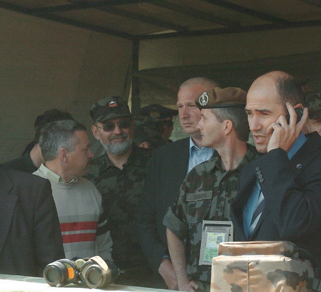 Telefonski pogovor Janeza Janše in v.d. generalnega direktorja policije Bojana Potočnika 24. maja na Počku. V pogovoru je Bojan Potočnik izrazil svoje nestrinjanje glede ministrove želje, da naj policija komentira ovadbo zoper Mitjo Ribičiča