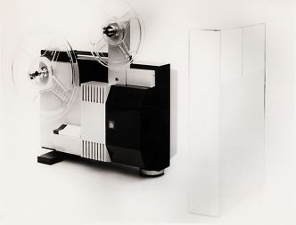 8mm kinoprojektor, 1964 (dizajn Boris Selan in Davorin Savnik)