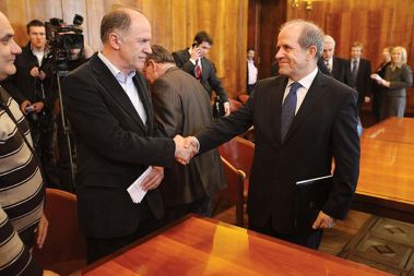 Ali sta zmožna dogovora: Dušan Semolič, Zveza svobodnih sindikatov Slovenije, in Ivan Svetlik, minister za delo, družino in socialne zadeve.