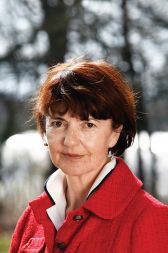 Lučka Kajfež Bogataj: &raquo;Jedrsko tehnologijo lahko zagrabimo z obema rokama. Vse ostalo so golobi na strehah.&laquo;