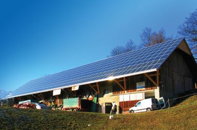 Elektrarna na gospodarskem poslopju kmetije na Selu pri Bledu. Moč 86 kW.