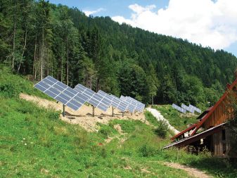 Elektrarna Bukovje 1 v Ljubnem ob Savinji. 10 sledilnikov. Skupna moč 28 kW.