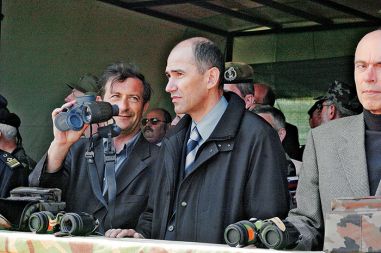 Dober z Janšo