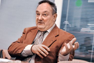 &raquo;Nihče v Sloveniji ne bo izdal gradbenega dovoljenja za novo JE, dokler ne bomo rešili problema odpadkov iz prve. Ni politične opcije, ki bi to lahko speljala po demokratični poti.&laquo; - Dr. Peter Novak