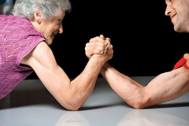 &raquo;Svetovna zdravstvena organizacija predvideva, da bo leta 2030 prvič na svetu več starih ljudi kot otrok. To s stališča narave za nobeno vrsto ni obetavno,&laquo; - dr. Božidar Voljč, nekdanji minister za zdravje