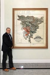 /media/www/slike.old/mladina/vintchristian_wehrschutz_bk.jpg