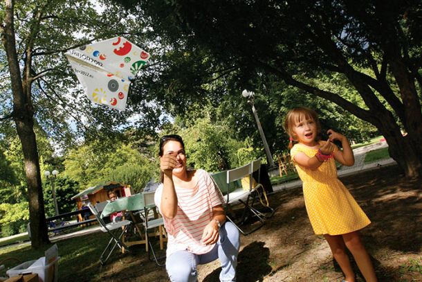 POLETNA USTVARJALNICA KARMEN SANDE ZA NAJMLAJŠE, MESTNI PARK MARIBOR | Marko Pigac