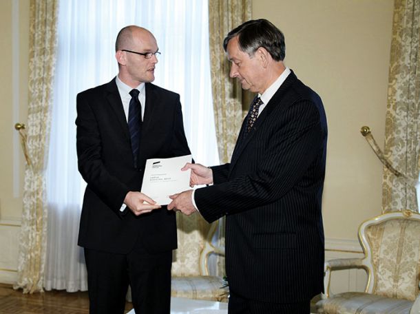 Vzorčni primer Jelinčič
