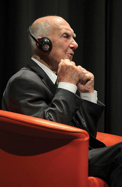 AVTOR USPEŠNICE »DVIGNITE SE« STÉPHANE HESSEL, FORUM 21, CUK KINO ŠIŠKA, LJ | Borut Krajnc