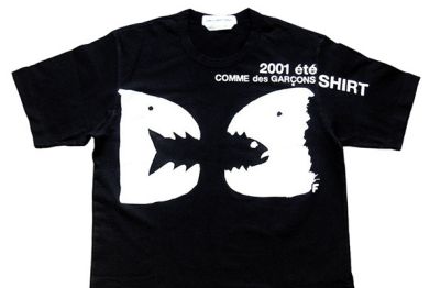 Dizajn majic za Comme de Gar&ccedil;ons, kolekcija 2001/02.