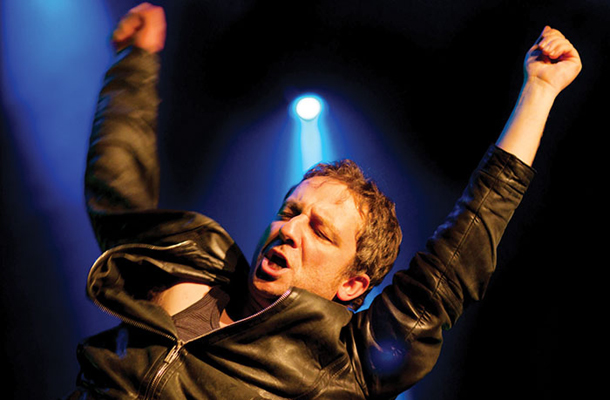 Pevec Zoran Benčič, koncert skupine Res Nullius, YU GO večer, CUK Kino Šiška, Ljubljana | Boris B. Voglar